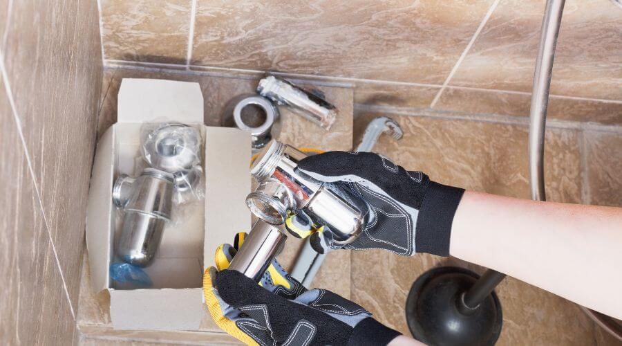 Expert Emergency Roof Repairs services in Holly Springs, MS